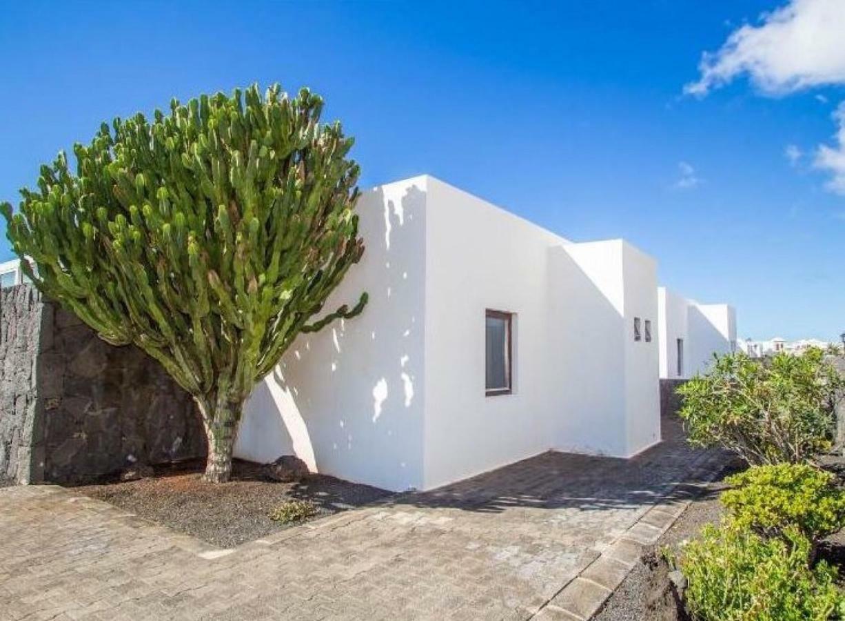 Villa Neptuno With Private Pool, Sea View, Sat-Tv & Free Wifi 普拉亚布兰卡 外观 照片